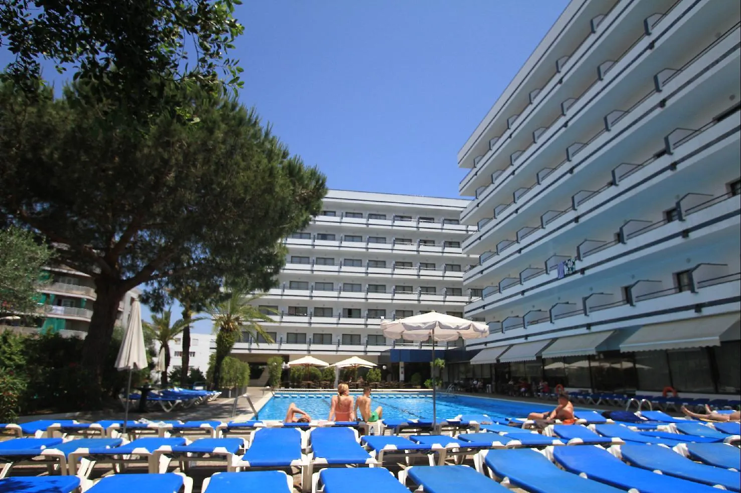 Hotel Gran Garbi & Aquasplash 滨海略雷特